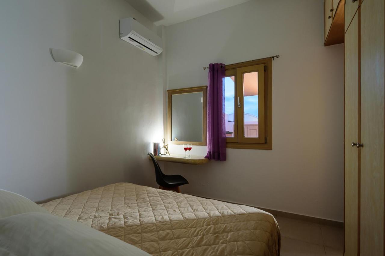 Апартаменты Heart Of Oia - Private House With Jacuzzi Экстерьер фото